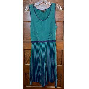 Women's Banana Republic XS Green & Navy Blue Striped Knit Sleeveless Dress